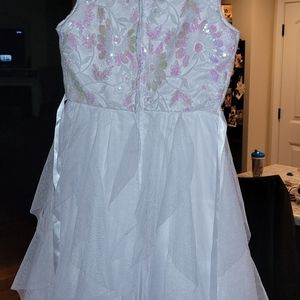 Girls dress